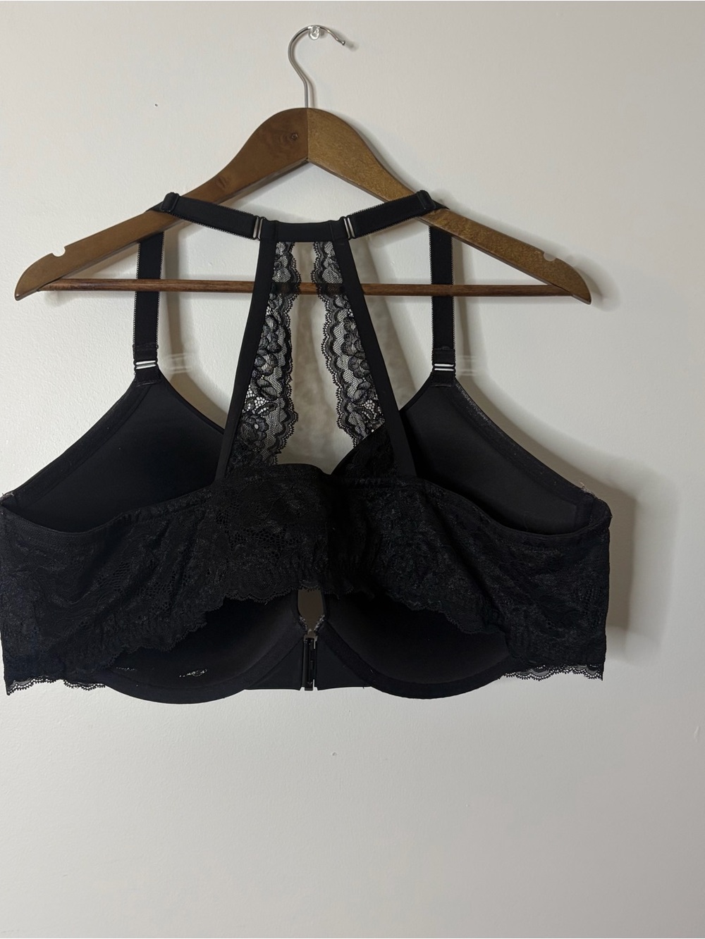 Torrid Curve Bra Bundle 48DD - Picture 2 of 8